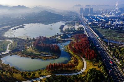 聚焦目標(biāo) 落實部署 甕安經(jīng)開區(qū)展現(xiàn)新風(fēng)貌